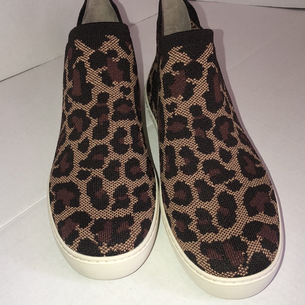 Rothys The Chelsea Wildcat + Inserts 11 NWOB